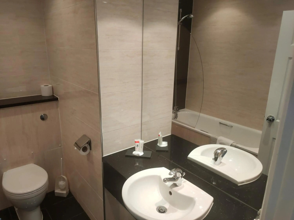 Best Western Premier Heronston Hotel & Spa