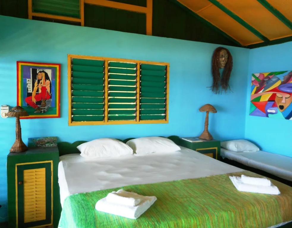 Banana Shout Resort