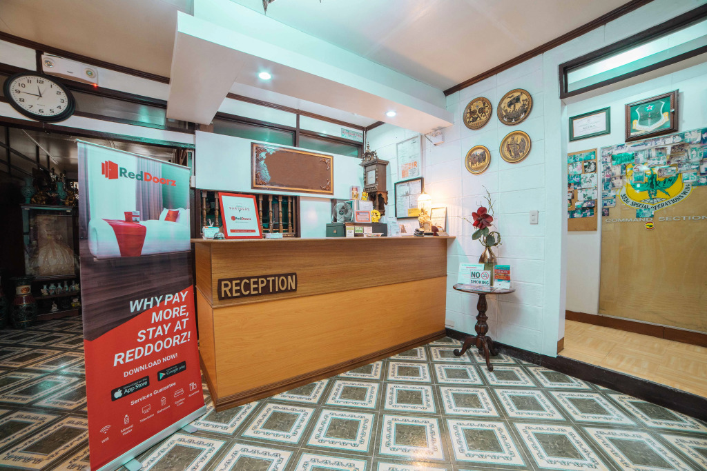 RedDoorz at La Casa Guesthouse former RedDoorz at Tamarind Street Angeles City