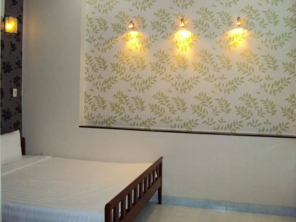 Huong Trinh Hotel