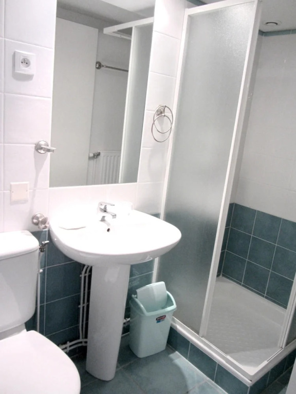 House With 4 Bedrooms in Saint-andré-en-vivarais, With Furnished Garde