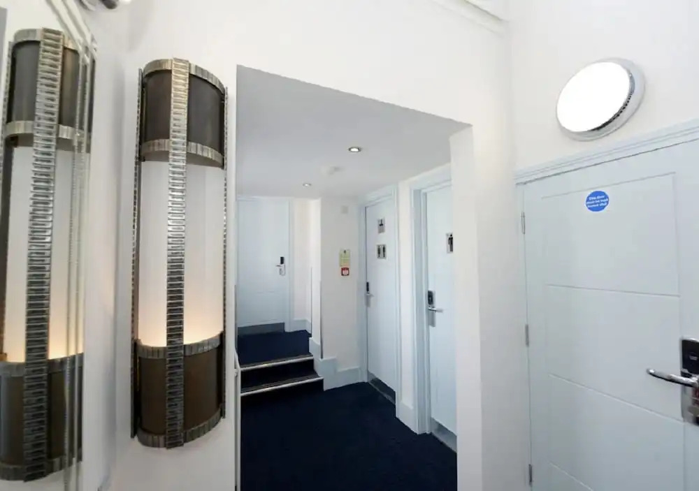 Southsea Rocks Hotel