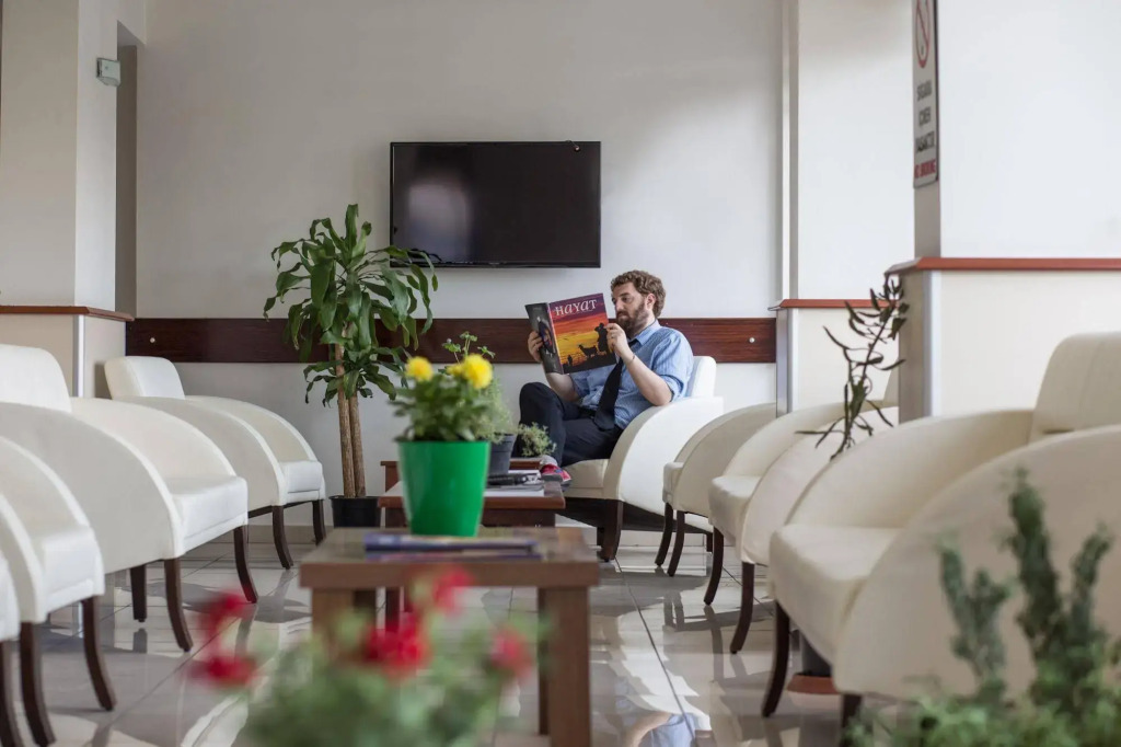 Yildirim Hotel