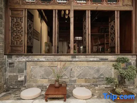 Sichenyuan culture Resort Hotel (Jianshui Ancient City)
