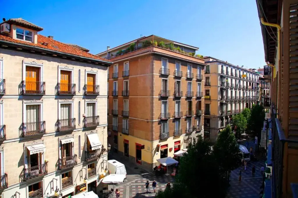 Luxury & Design Apartment Madrid Center 3BRM 3BTHR