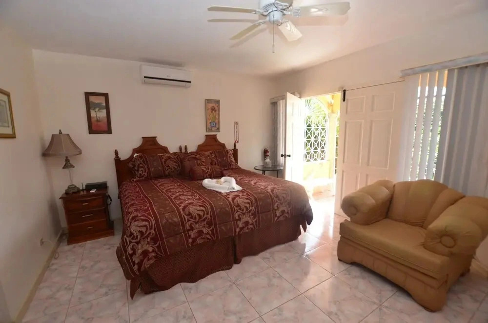Spacious 6 BR Villa with Pool - Montego Bay - PRJ 1246