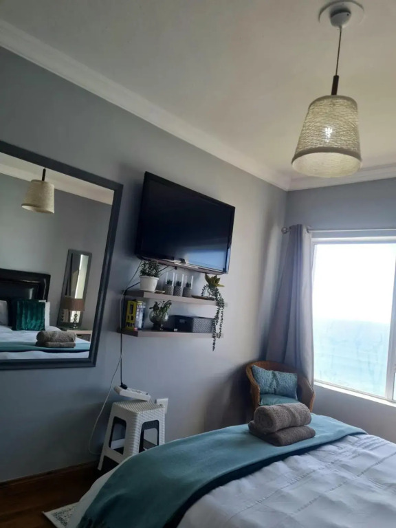 Point Village Accommodation - Ocean Two 42
