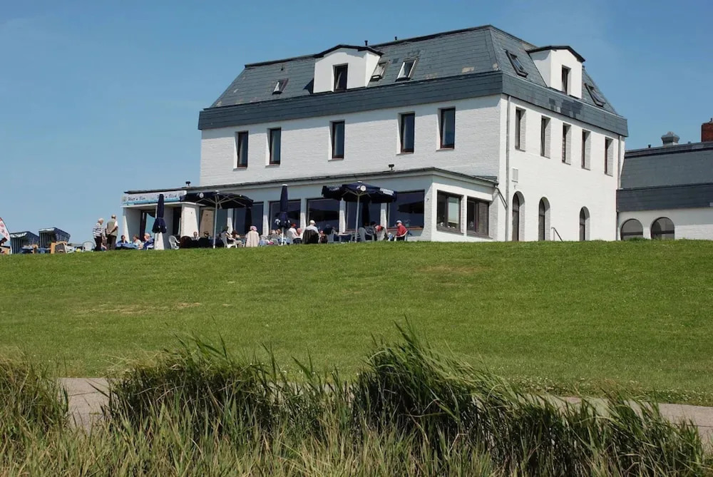 Strandhotel Dagebüll direkt an der Nordsee mit Restaurant