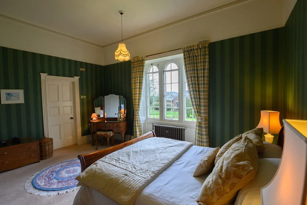 Charming 2-bed House Near Westlinton, Carlisle