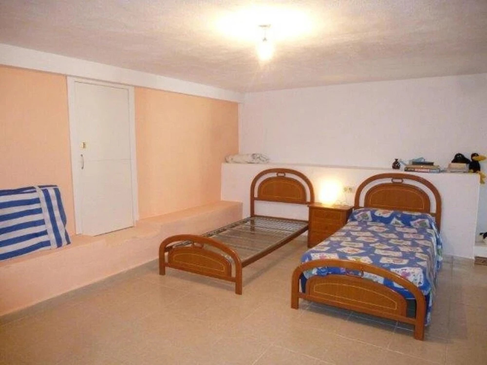 House With 5 Bedrooms in Ametllia de Mar, With Private Pool and Enclos