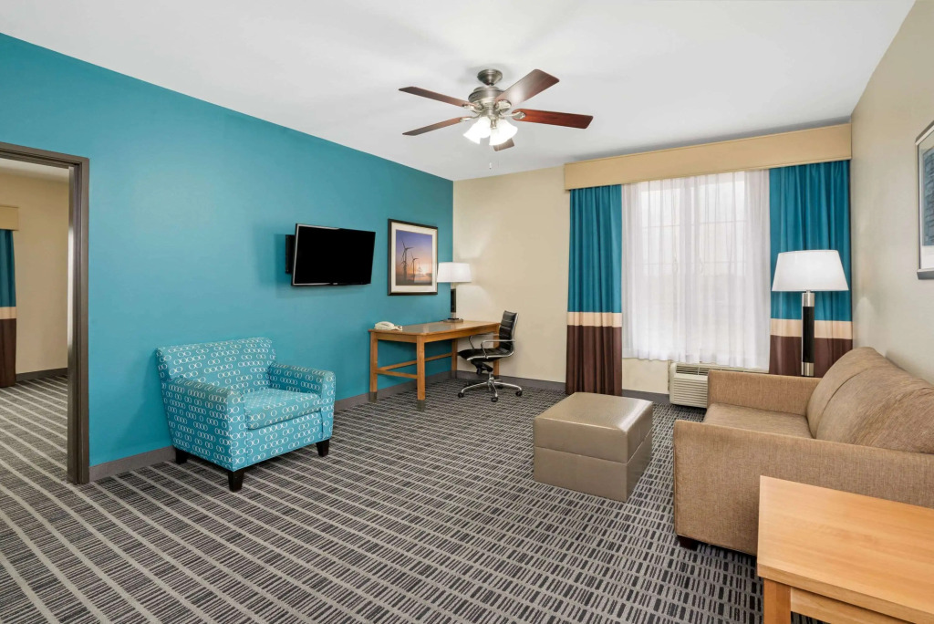 La Quinta by Wyndham Houston Willowbrook