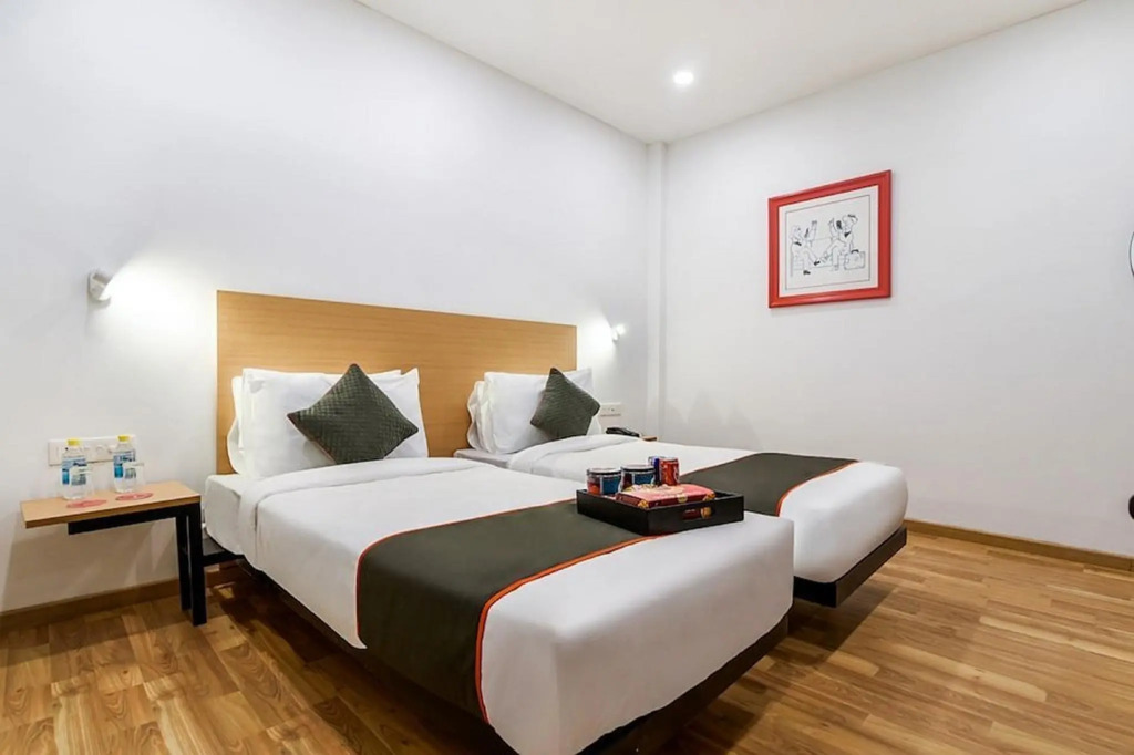 Hotel Saffron Gold