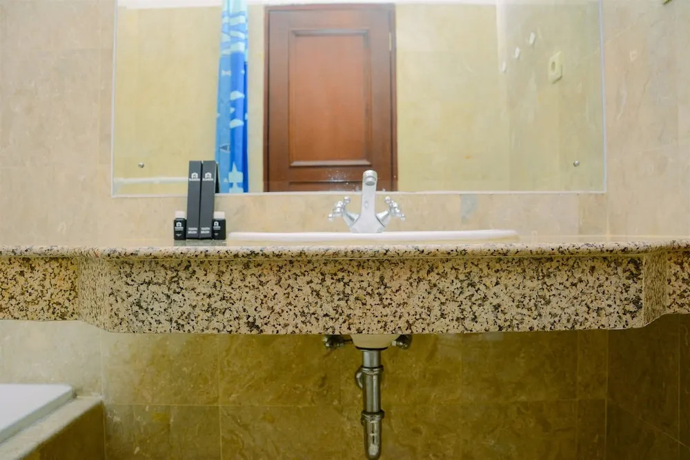 Modern 2BR at The Belleza Apartment