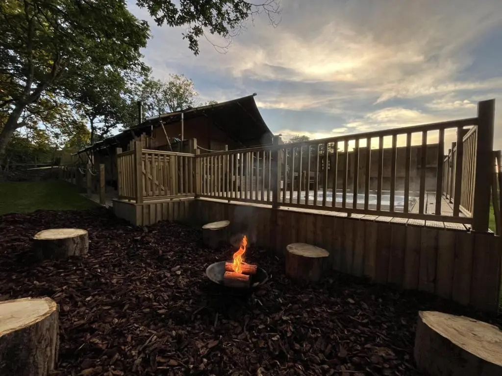 Robin Hood Safari Tent