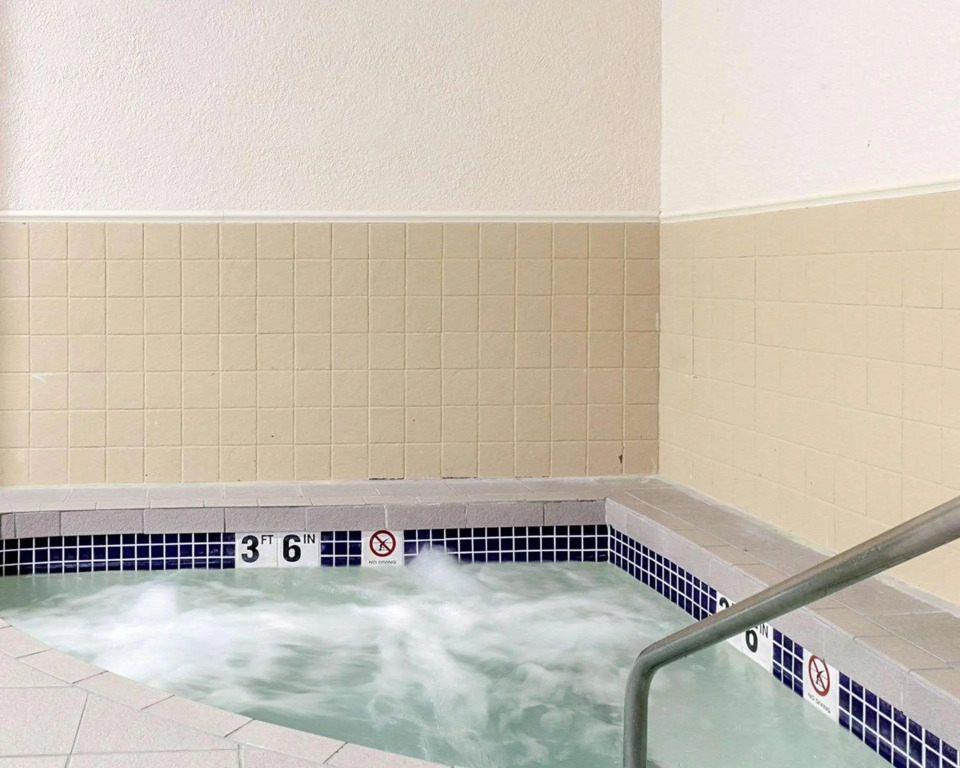 Baymont by Wyndham Jamestown Conference Center & Water Park