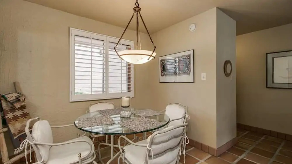Charming 1-bdrm Condo Steps to Old Town Scottsdale
