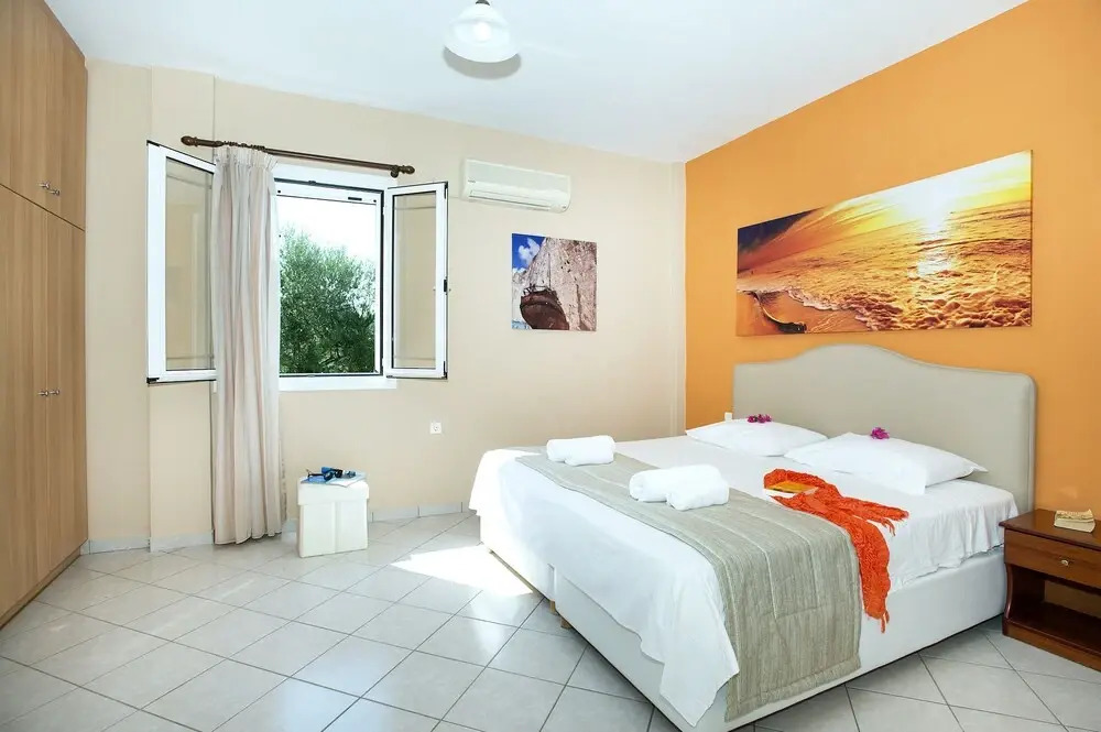 Zante Luxurious Villa-Private Heated Pool & Big Garden
