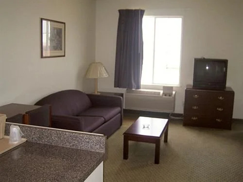 Delux Inn Express and Suites