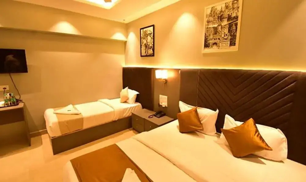 Fabhotel Kova