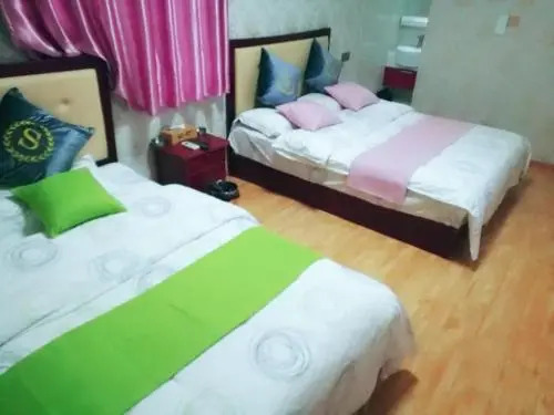 Nanjing Zhonghong Express Hotel
