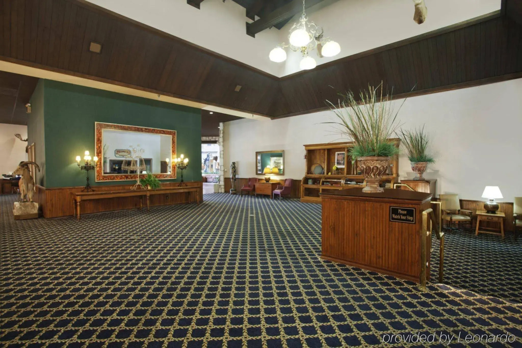 Y O Ranch Hotel and Conference Center