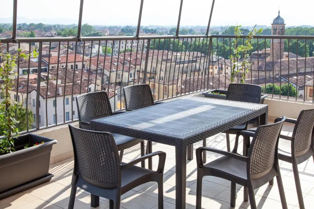 M14 Teatro Verdi Terrace Apartment