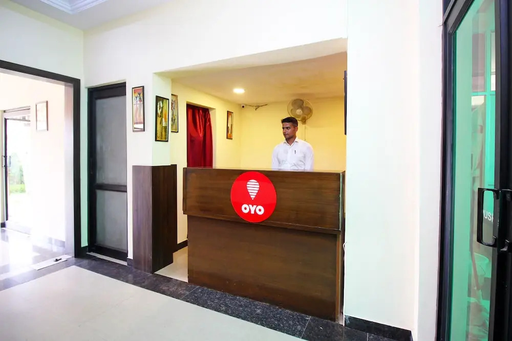 OYO 9189 Hotel Garden Villa