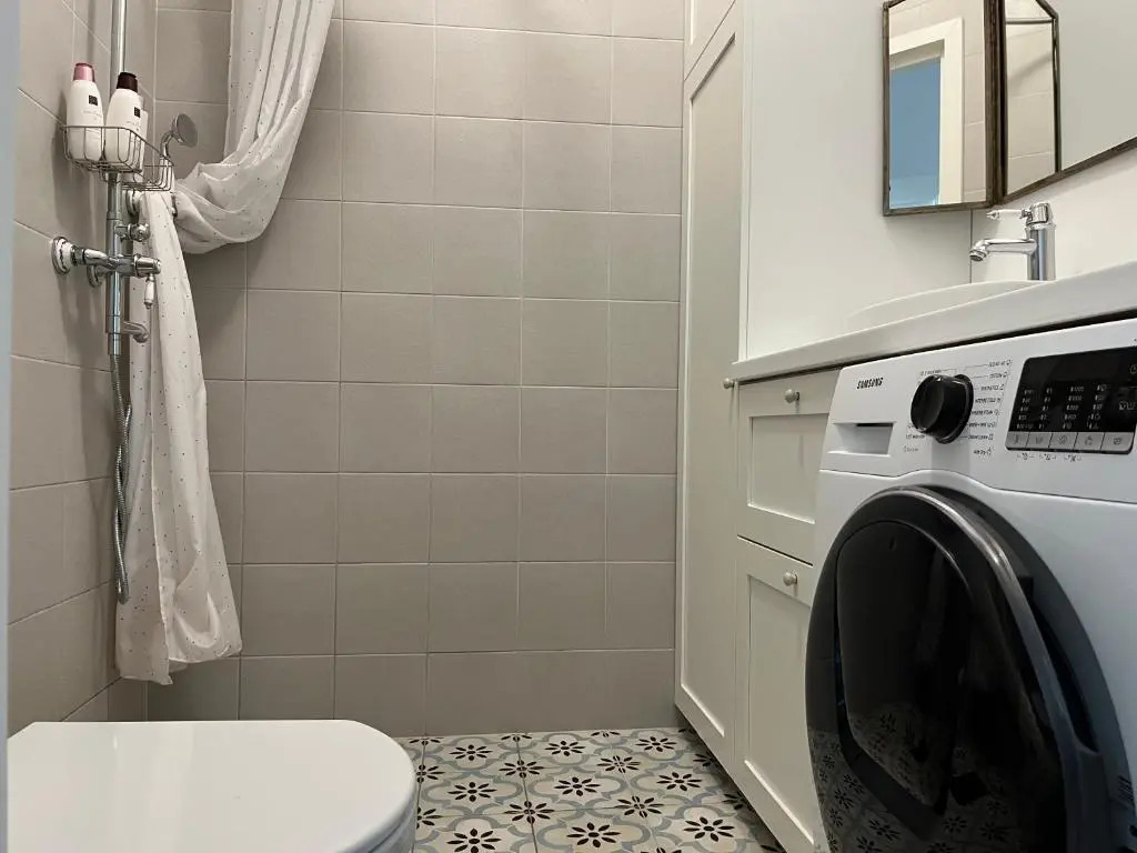 Lovely 2-bedroom apartment with free parking