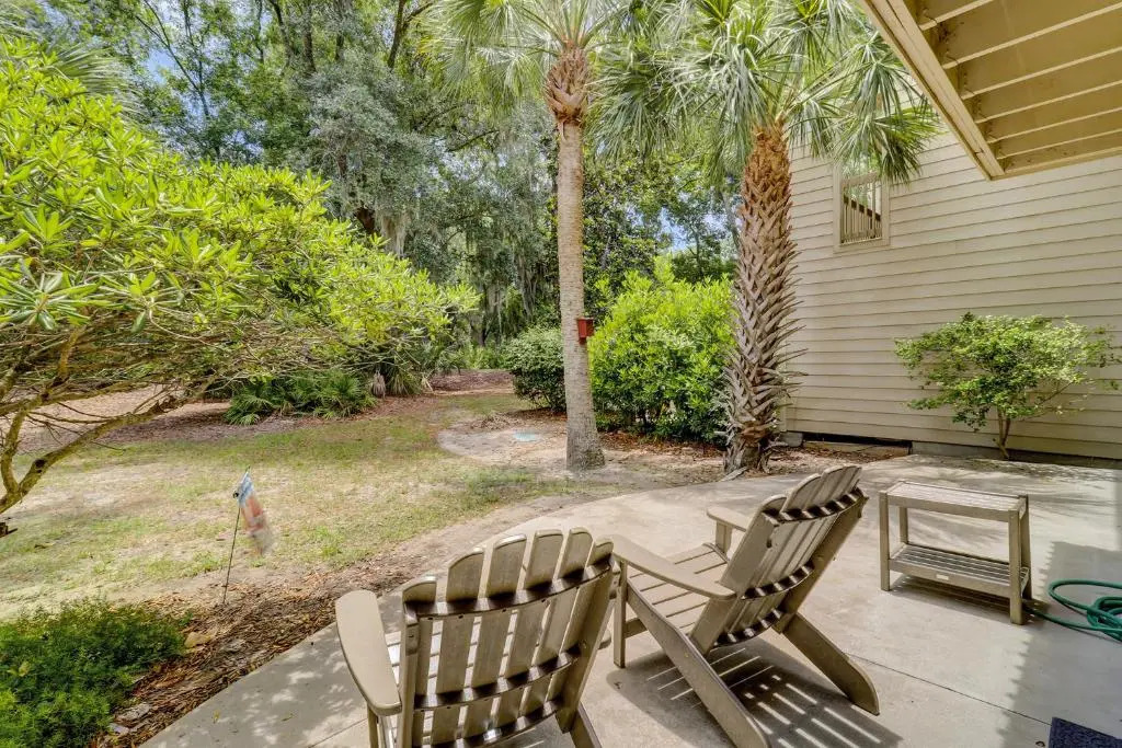 1504 Shipmaster 2 BR Condo Shipyard