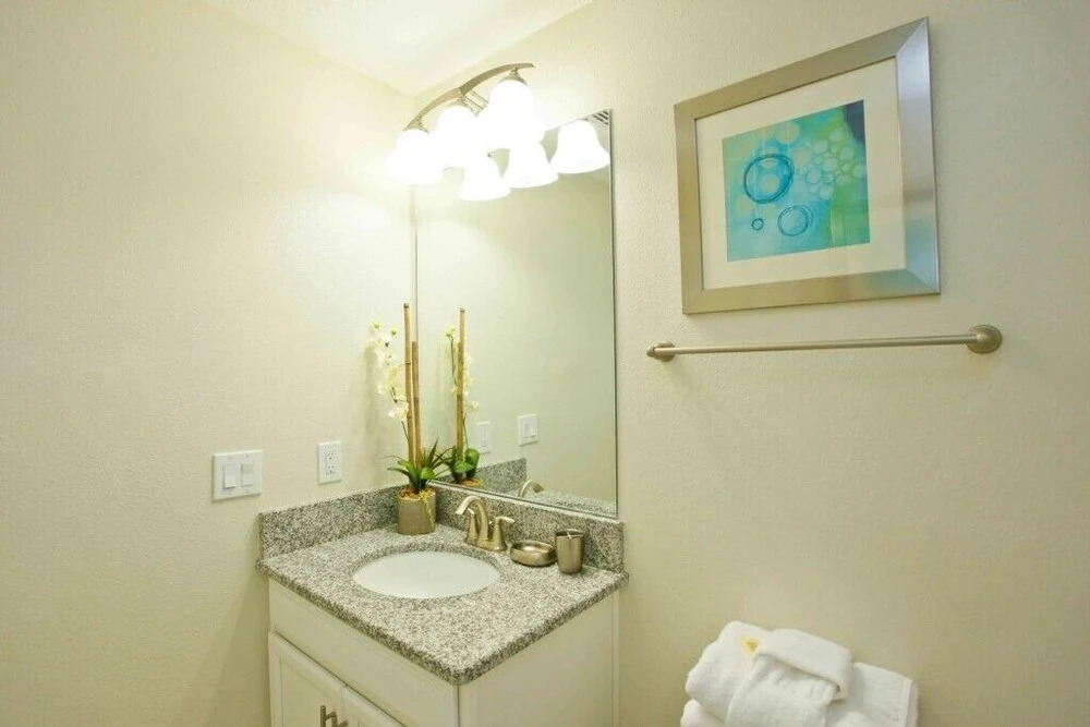 4839 Kings Castle Circle 5 Bedroom Home