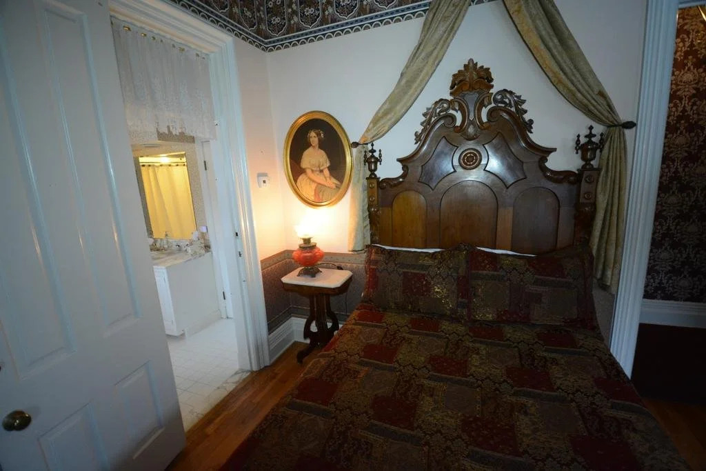 DeLano Mansion Inn