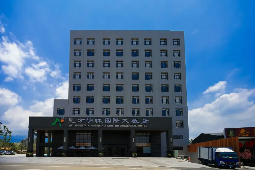 Chiayi Oriental Pearl International Hotel