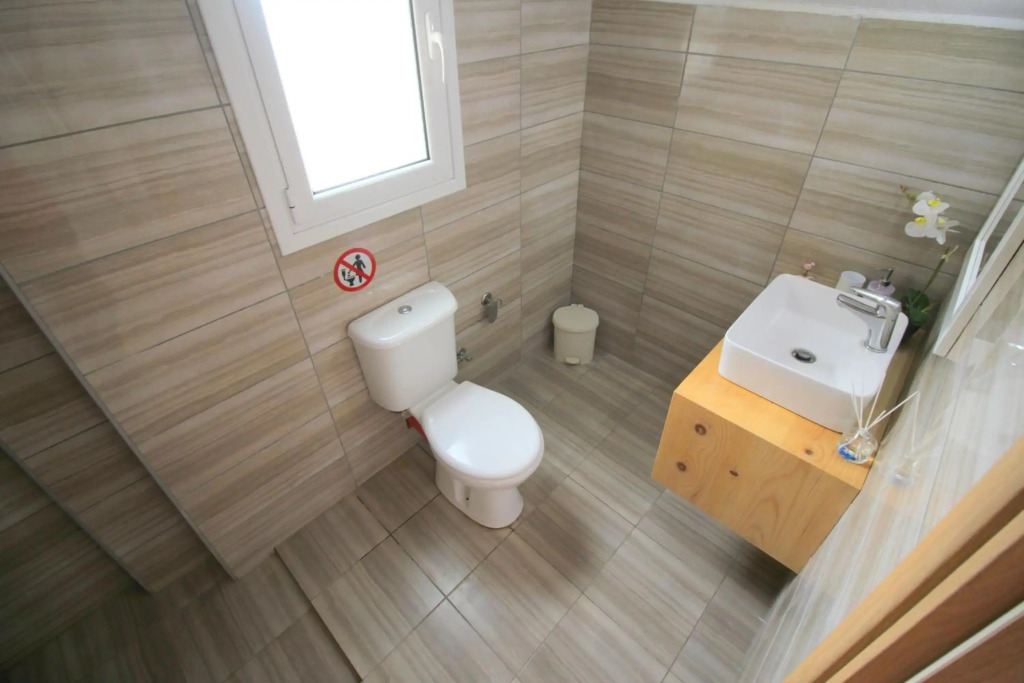Nefelis Apartment