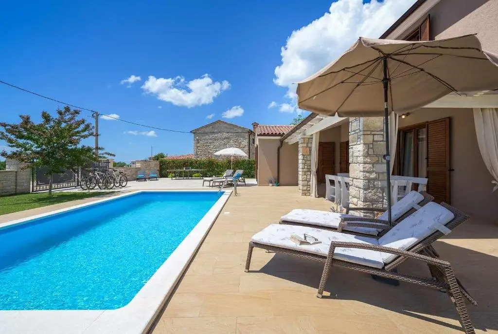 Villa Neo