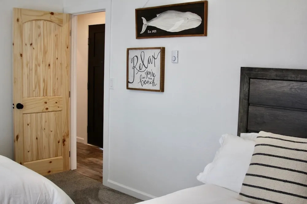 Windjammer Suites