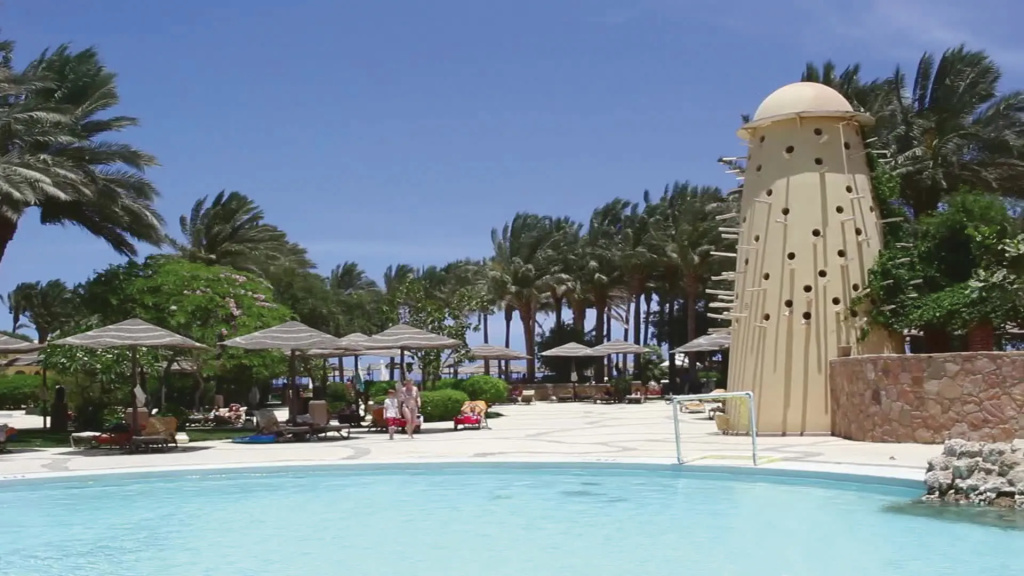 Grand Makadi Couples and Families Only