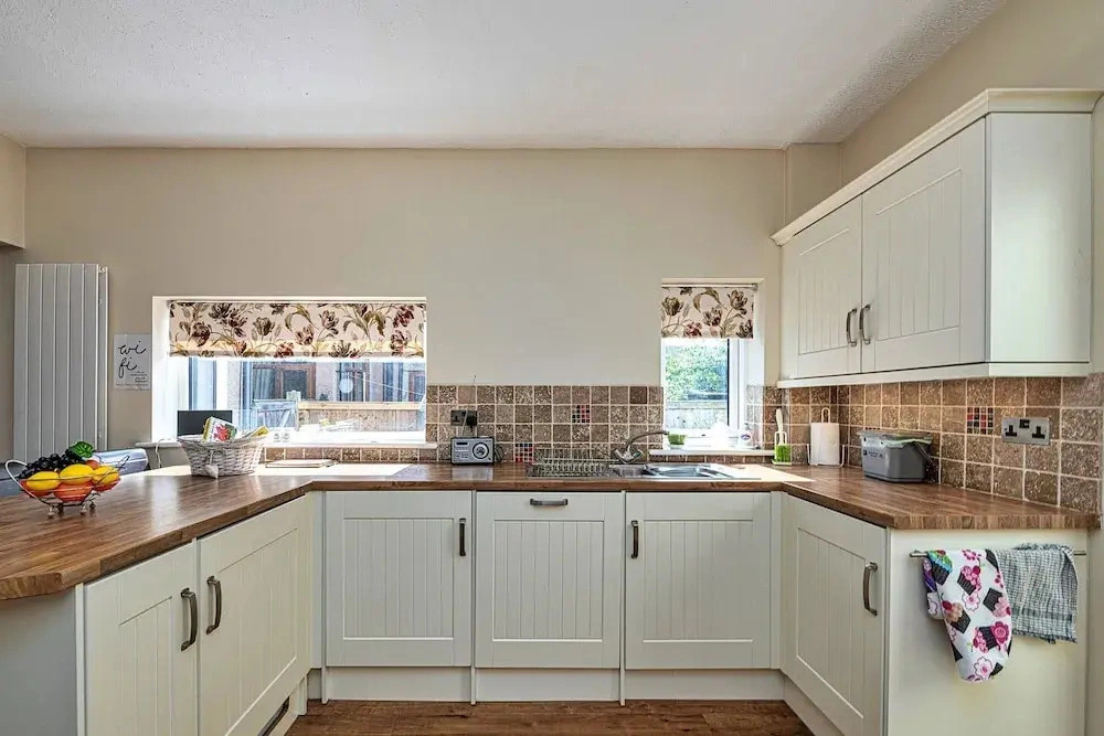 Cottage in Rhos-on-sea Near Sandy Beach