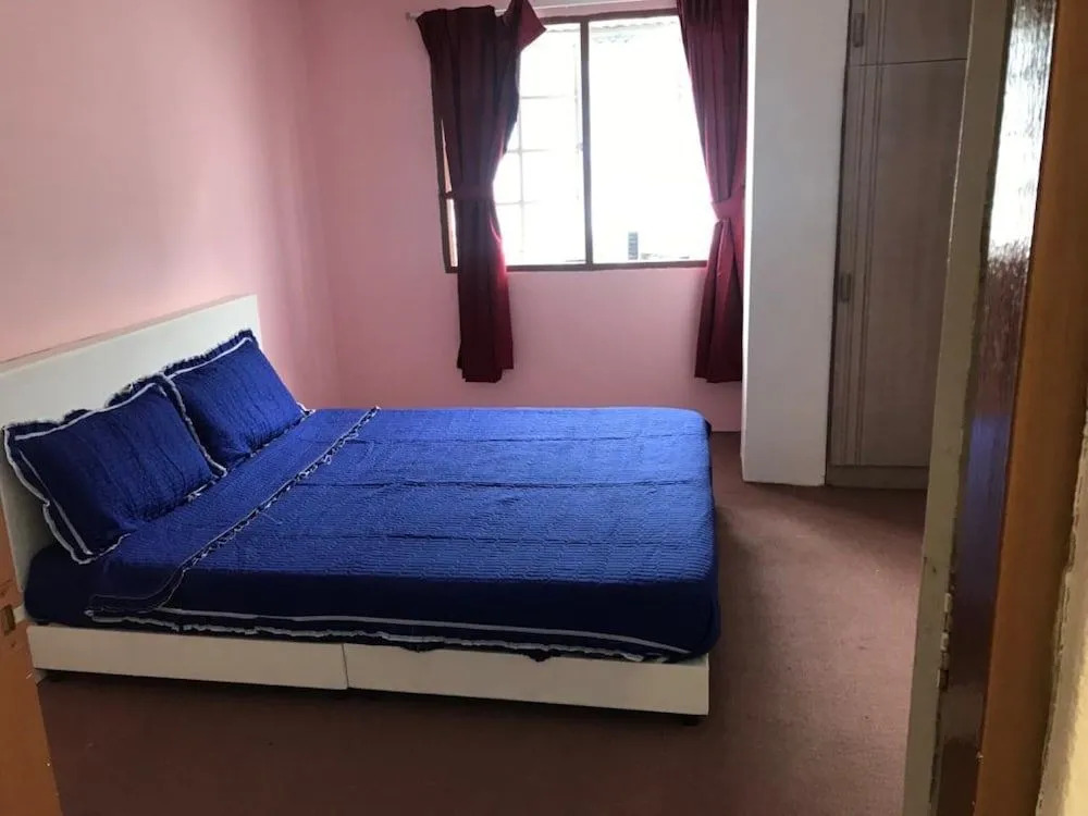 OYO 90412 N'ain Homestay