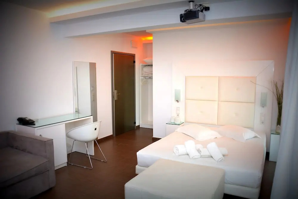 The Silk Hotel