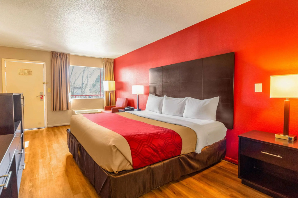 Econo Lodge Meridian South