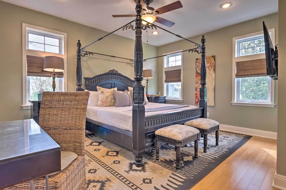Upscale Getaway w/ Pool & Golf Cart