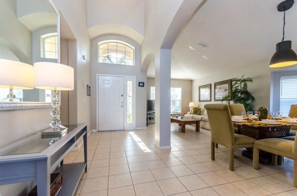 4 Bedroom Home with Pool Table