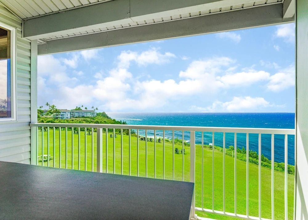 Cliffs 8301 1 Bedroom Condo by RedAwning