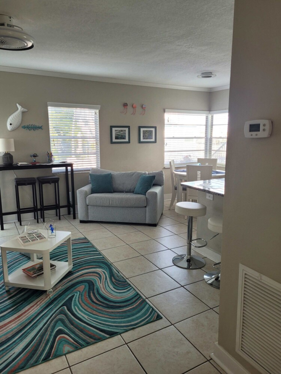 1b1b Resort Condo 2 Blocks to Clearwater Beach