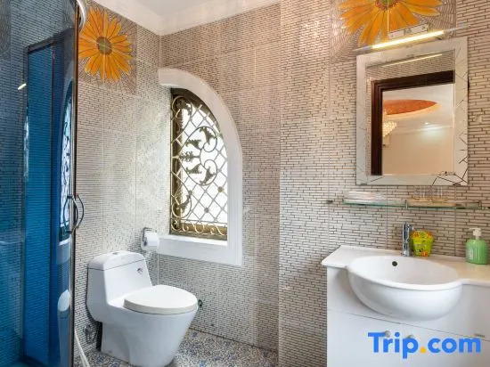 KN Holiday Villa