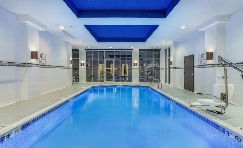 Holiday Inn Louisville Airport - Fair/Expo by IHG