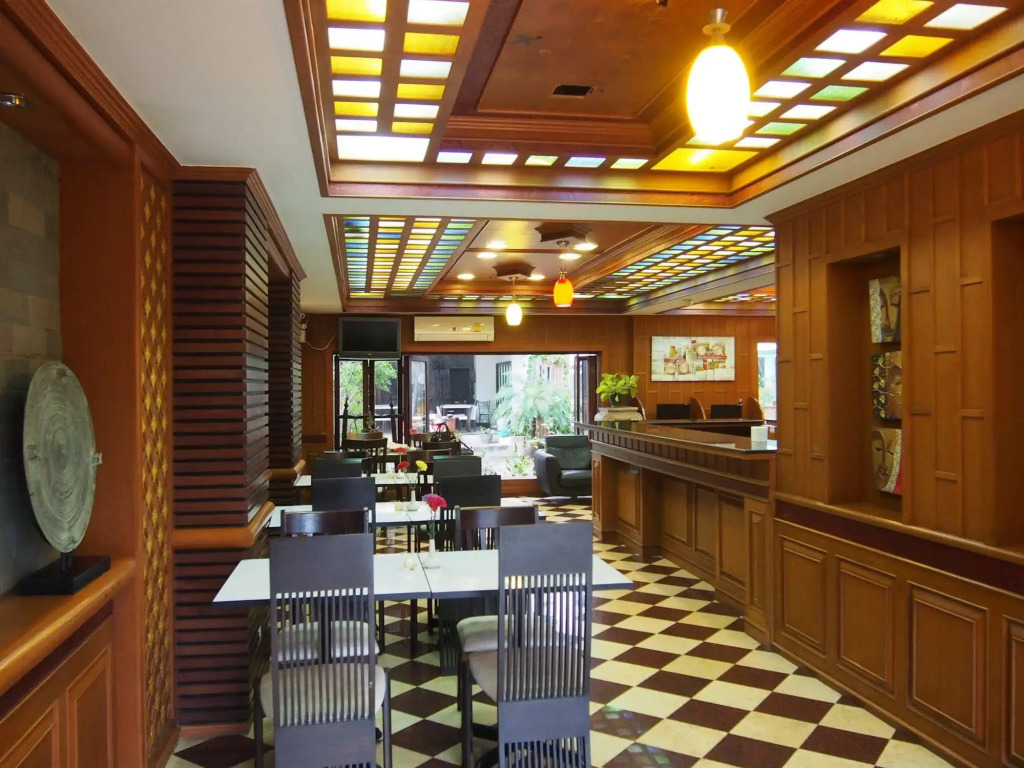 Renoir boutique hotel
