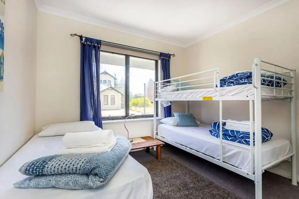 Seaview Apartment