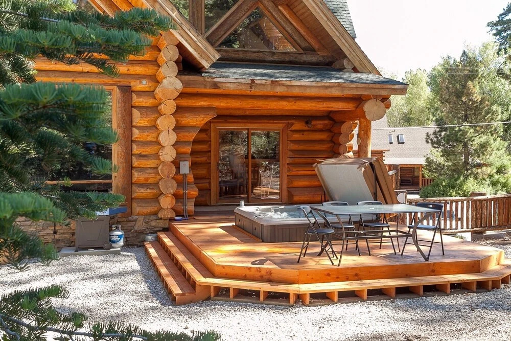 No.7 Gorgeous Shasta Pines Log ! New Spa! 5 Bedroom Home