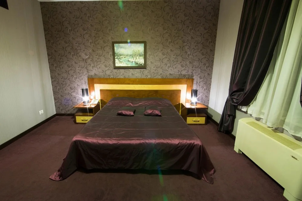 Kaspia Park Hotel